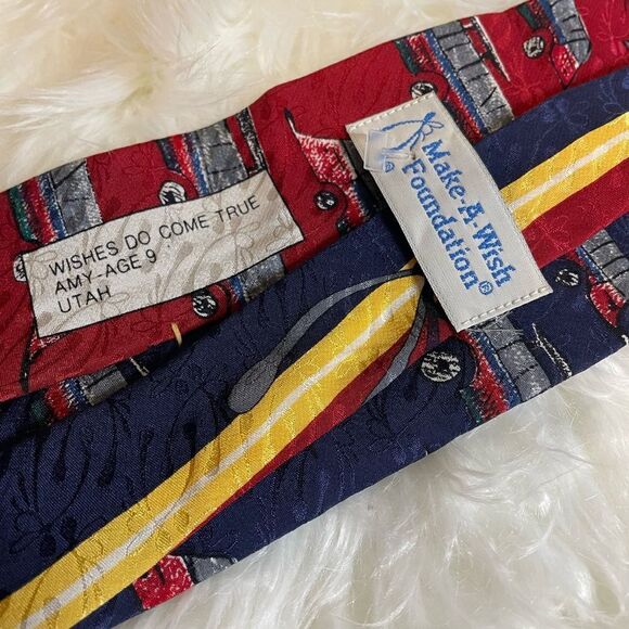 MAKE A WISH FOUNDATION Mens Silk Neck Tie Designed by 9 y/o Cancer Patient Amy - Picture 5 of 8